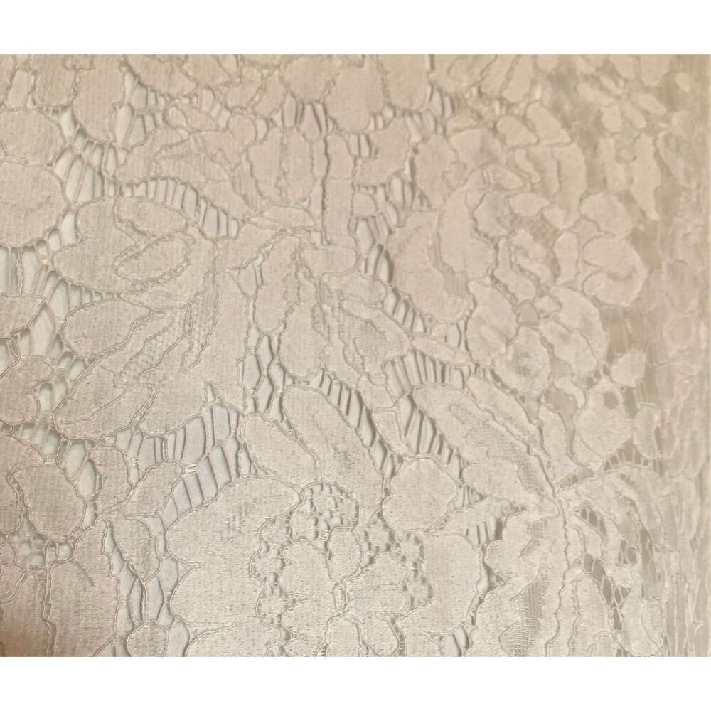 VINCE CAMUTO - L Sz Med Ivory Lace Long-Sleeve Lined Blouse w/Bell Sleeves. EUC - Picture 7 of 12